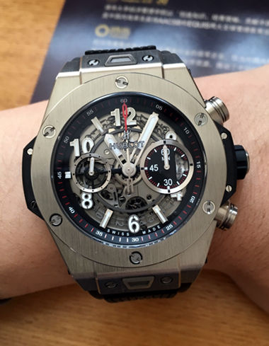 Young Should Wear Replica Hublot Big Bang Young Should Wear Replica Hublot Big Bang